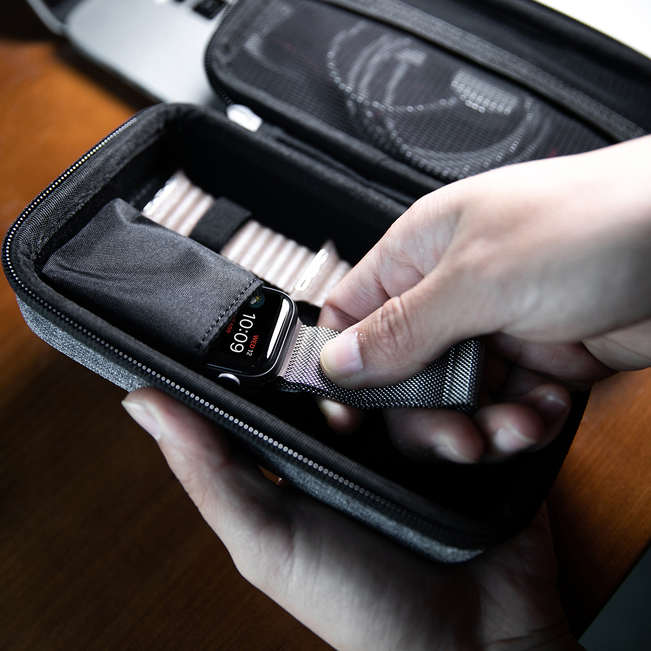 tomtoc hard storage case